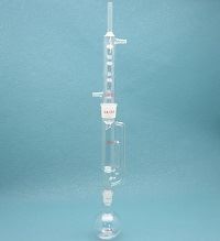 Soxhlet Extraction Apparatus with Bulbed Condenser