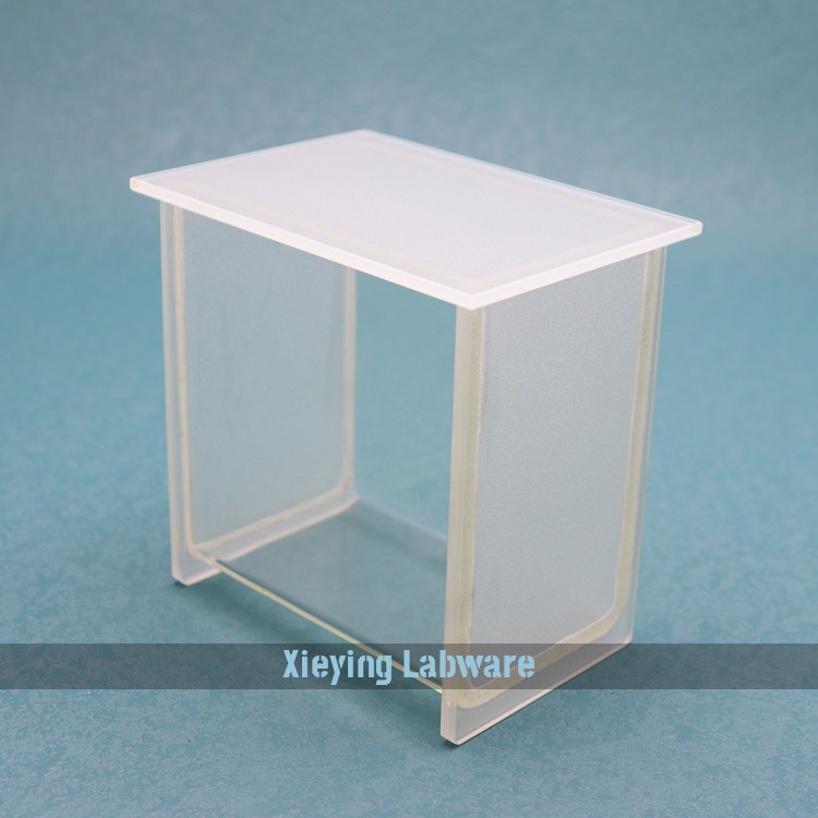 Chromatography tank